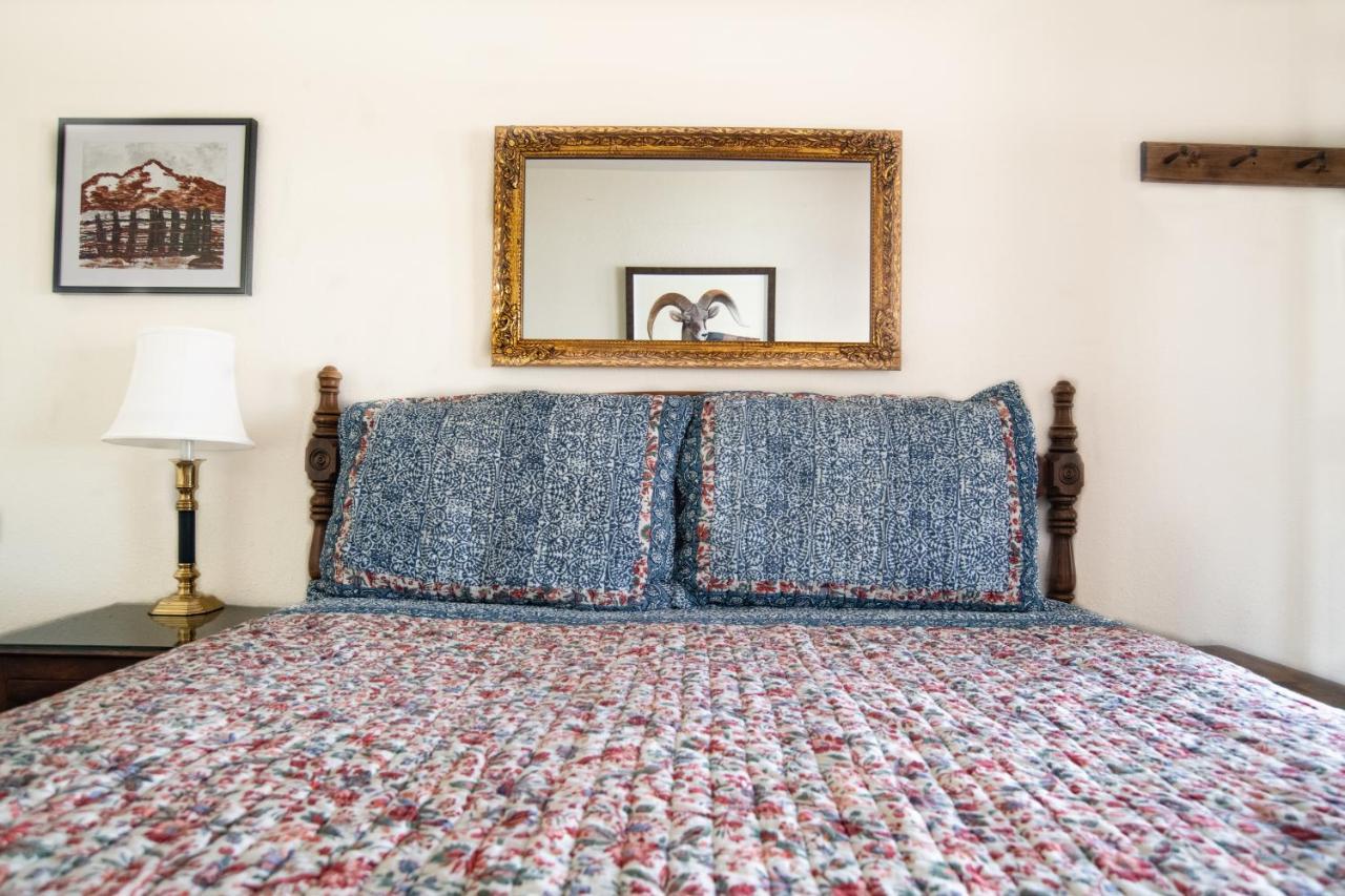 إندبينديس Mt Williamson Motel And Basecamp المظهر الخارجي الصورة